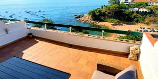 Dúplex  Calle vaurien-salions. Precioso duplex  1 línea de mar