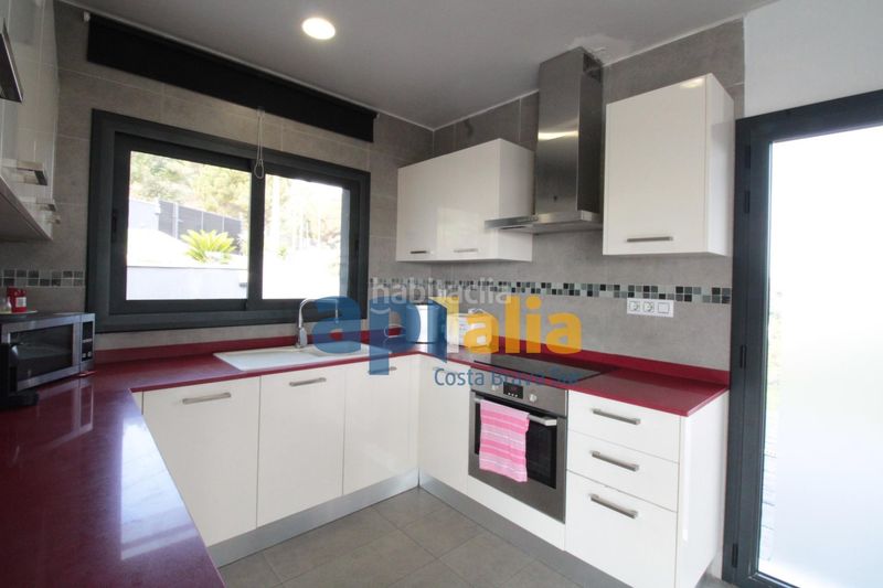 Foto aef4a9ad-803f-4d3b-8165-a5527d405ade. Xalet amb calefacció aparcament piscina a Serra Brava Lloret de Mar