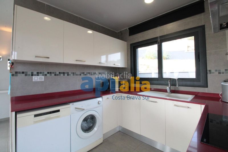 Foto b7ea0553-c781-4d4c-8a35-96e6bcc68c69. Xalet amb calefacció aparcament piscina a Serra Brava Lloret de Mar