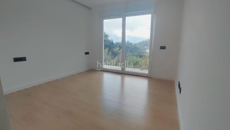 Foto 060fc865-f1e0-4f21-903c-03f43bc0489e. Casa  unifamiliar de obra nueva con jardín y vistas al mar en Lloret de Mar