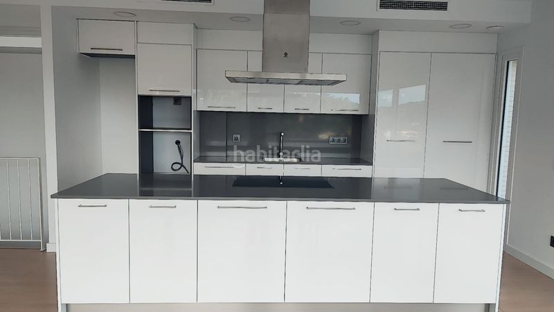 Foto 28a639a1-7373-4e78-a70b-1b2db00588ec. Casa  unifamiliar de obra nueva con jardín y vistas al mar en Lloret de Mar