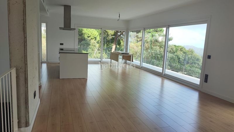 Foto 33fe926b-e9e0-4cb5-a6ff-7d18421fdd9b. Casa  unifamiliar de obra nueva con jardín y vistas al mar en Lloret de Mar