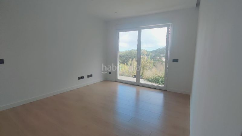 Foto ead7cac2-42eb-4eba-aed8-1d731612f57a. Casa  unifamiliar de obra nueva con jardín y vistas al mar en Lloret de Mar