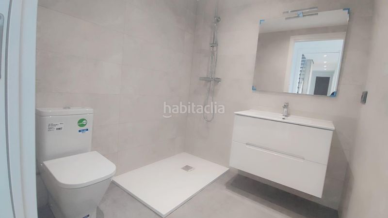 Foto f4bb3317-0d42-4d25-8b4f-7997ec806f4d. Casa  unifamiliar de obra nueva con jardín y vistas al mar en Lloret de Mar