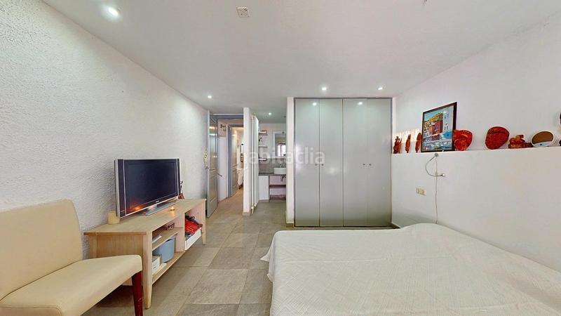 Foto 082b2cdf-42bb-478f-a56b-27b084929dc6. Xalet amb calefacció aparcament piscina a Canyelles Lloret de Mar