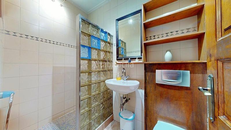 Foto 95f2f53b-5037-4e06-8c78-040521de2b94. Xalet amb calefacció aparcament piscina a Canyelles Lloret de Mar