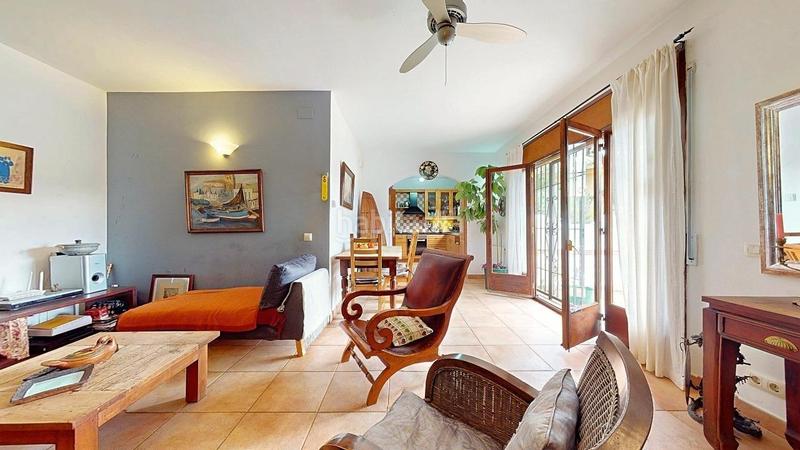 Foto ccf9baae-fa6d-4601-b485-c9a6777e861a. Xalet amb calefacció aparcament piscina a Canyelles Lloret de Mar