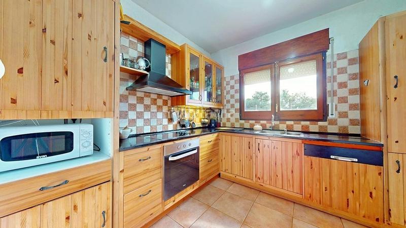 Foto db11d6f2-07bf-4b8a-9d8f-190d795738ff. Xalet amb calefacció aparcament piscina a Canyelles Lloret de Mar