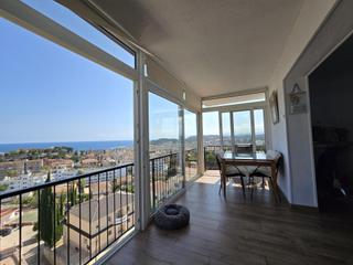 Pis  Calle jaume  vicens vives. Piso apartamento con piscina comunitaria en lloret de mar