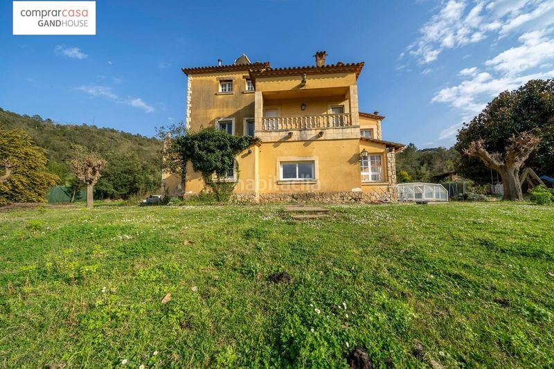 Foto 1e22d004-ae4c-4a34-982e-4a2e858bdf0b. Masia amb aparcament piscina a Caldes de Malavella