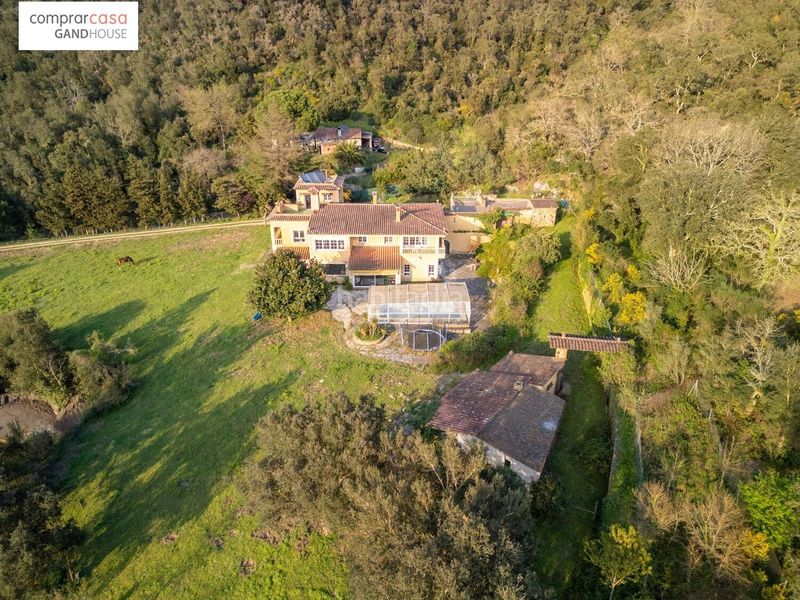 Foto ec0c51a8-5e21-41dc-905c-8fc854b8744a. Masia amb aparcament piscina a Caldes de Malavella