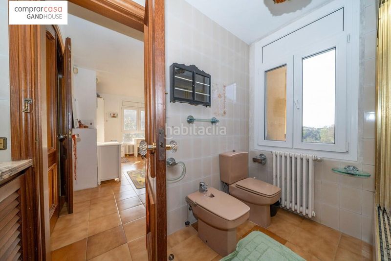 Foto f51e7548-4734-43d2-a3d2-93cc48ba00da. Masia amb aparcament piscina a Caldes de Malavella