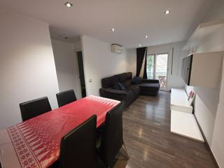 Appartement  Calle santa victória. Piso reformado en montgatturó