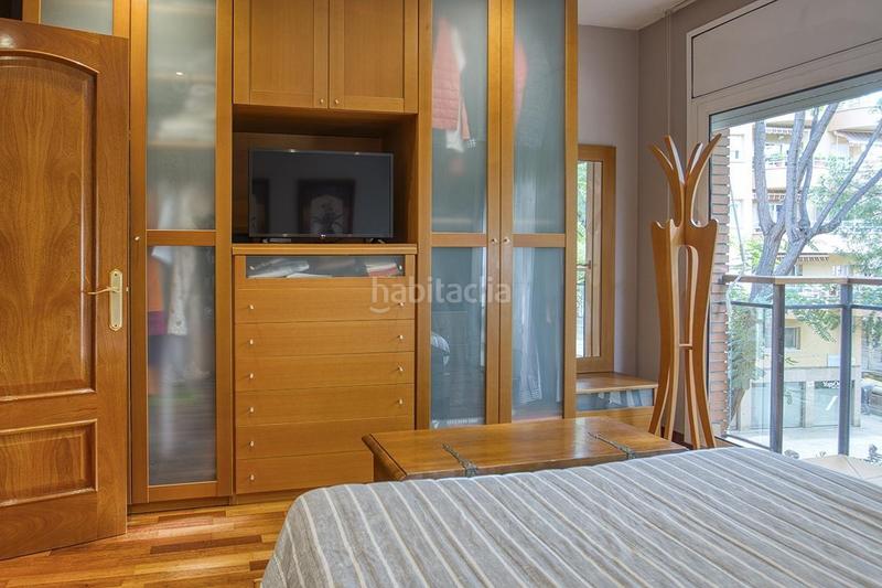Foto 20e2eb88-4fee-44da-be41-73d56bfe5ba2. Casa amb aparcament a Sant Andreu de Palomar Barcelona
