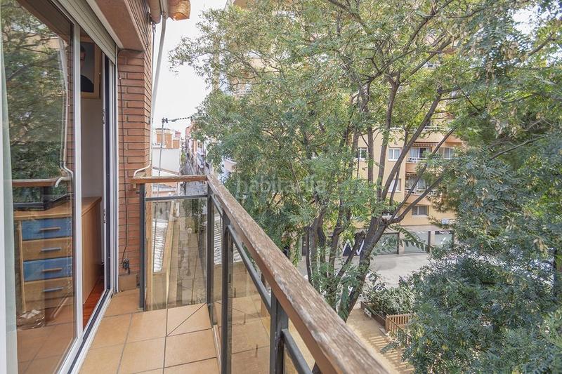 Foto 609c237d-db0c-4c7d-84bb-a56b92f9d648. Casa amb aparcament a Sant Andreu de Palomar Barcelona