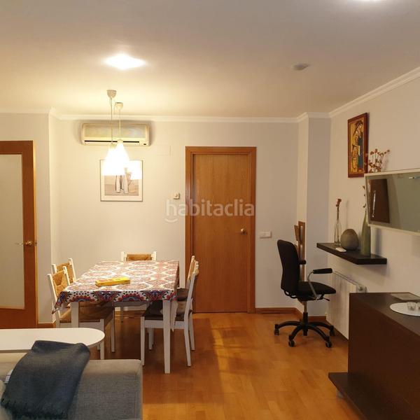 Foto 32e5a426-ce85-4eee-9053-fb876834d525. Piso encanto, luz y funcionalidad en pleno corazón histórico! en Barcelona