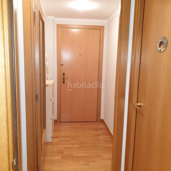 Foto 5707af3a-32e2-41ad-9a46-78c25e483189. Piso encanto, luz y funcionalidad en pleno corazón histórico! en Barcelona