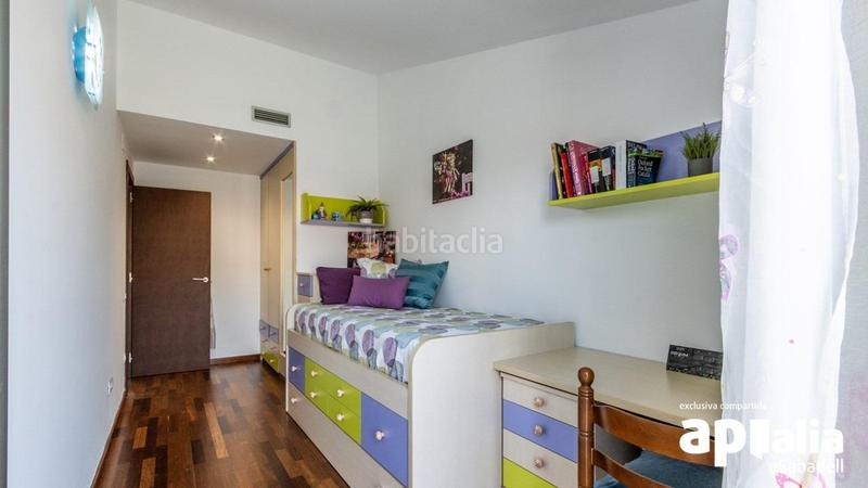 Foto b1a5f695-98d3-4f20-9676-b84ff962b931. Duplex con parcheggio in Creu Alta Sabadell