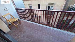 Pis  Calle de marià aguiló. Piso reformado en poblenou  marià aguiló