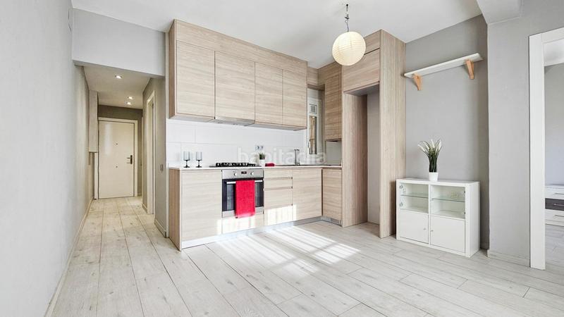 Foto 6efed676-09bf-4da6-9aed-92b123505705. Flat in El Camp de l´Arpa del Clot Barcelona