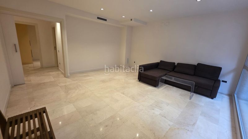 Foto 0ecc01d6-7838-4e6f-b3fe-87c4fb58a97d. Pis a Poblenou Barcelona
