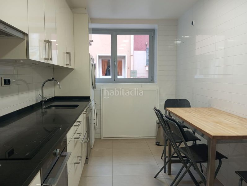 Foto 40f8d09b-71c9-404c-8ced-ee1cef5d9af5. Pis a Poblenou Barcelona