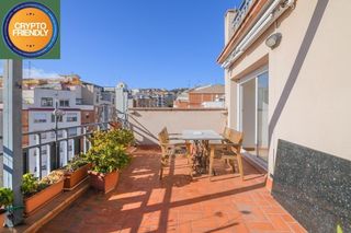 Pis  Castillejos. Dúplex exclusivo con vistas a la sagrada familia y al mar en bar