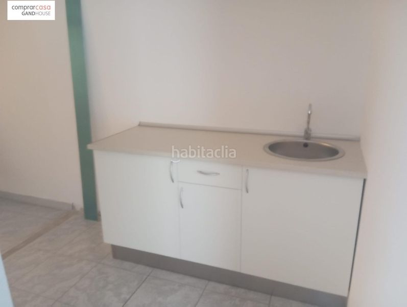 Foto c2e3e7c4-f301-47ad-872f-47def082afe0. Pis a Poblenou Barcelona