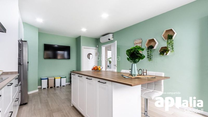 Foto 3609a9e4-7699-4626-a232-0c853a34d653. Casa a Eixample Sabadell