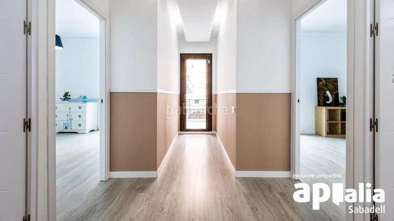 Foto 05fb3ce3-3ad3-40ea-8ead-6696955ef0b9. House in Eixample Sabadell