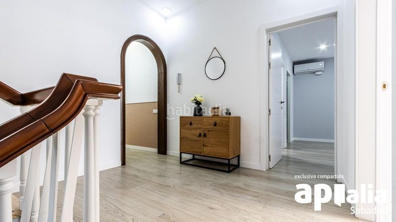 Foto 62677a5f-de32-49eb-a7e6-c3a07a3a2f21. House in Eixample Sabadell