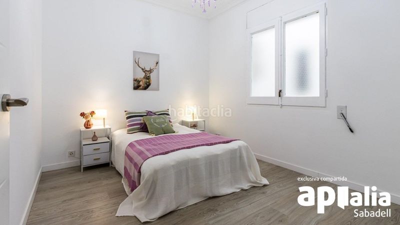 Foto 65391d43-51b8-485e-97f6-b8ed8ecefabb. House in Eixample Sabadell