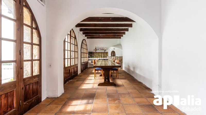 Foto 825a2e7b-7144-460a-99b5-239984441422. House in Eixample Sabadell