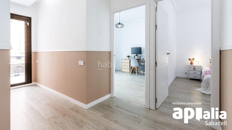 Foto c120c3a5-80a9-4b30-bf53-b97c23b58083. House in Eixample Sabadell