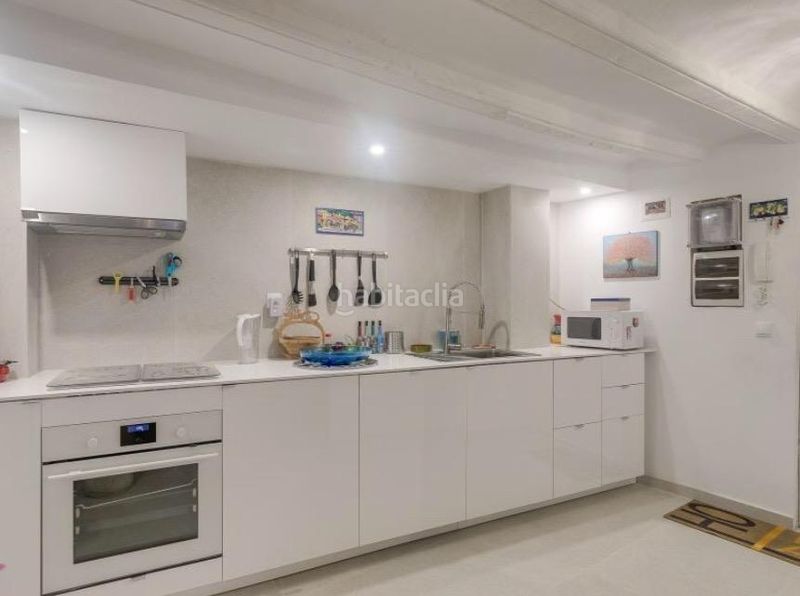 Foto b77f08f0-66c4-47c0-8a3a-225578acc19f. Apartament a Gòtic Barcelona