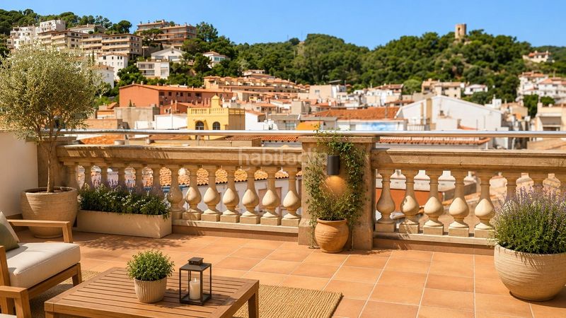 Foto 0c8f81b2-b0a9-4d12-a8ab-3eddd8221bc6. Alquiler apartamento exclusivo apartamento de lujo en primera línea de mar en Tossa de Mar