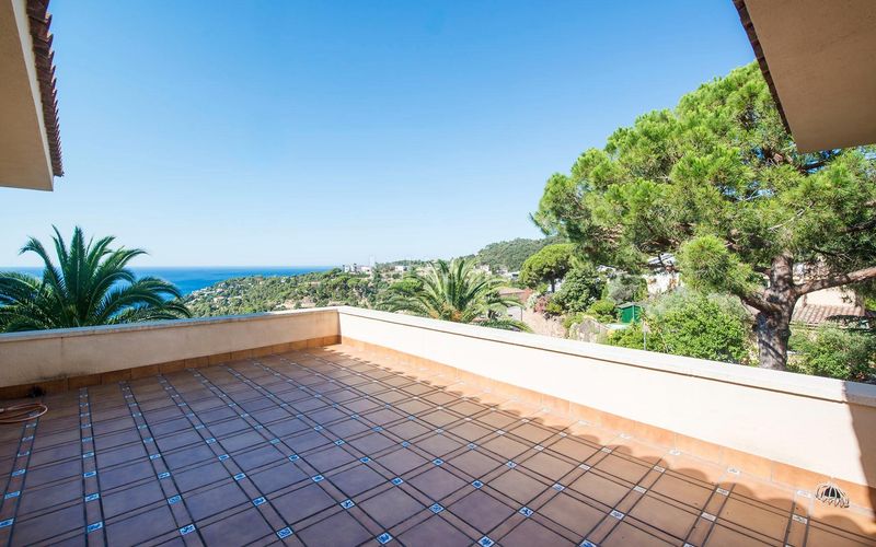 Foto 29cca012-0342-4be1-a128-38a1c6da9055. Casa amb calefacció aparcament piscina a Santa Maria de Llorell Tossa de Mar
