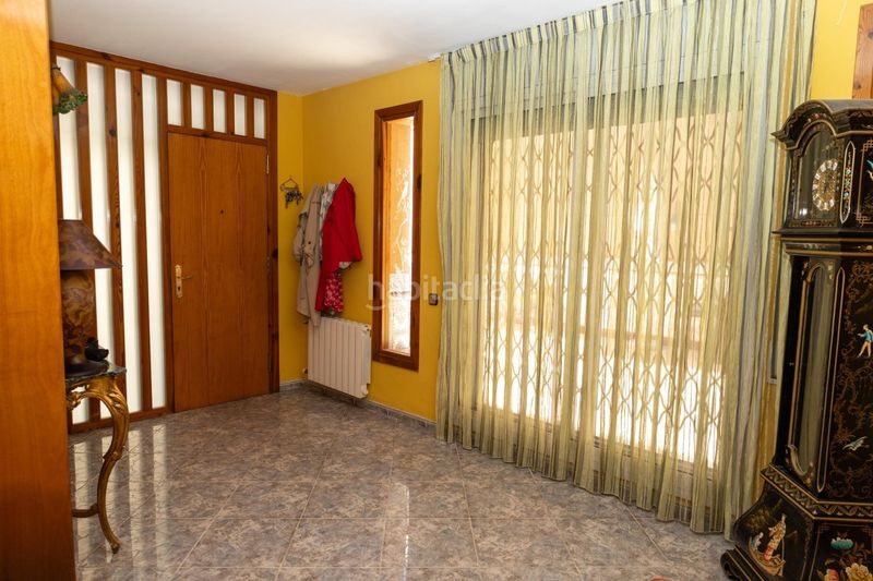 Foto cfe4fb4e-7387-4921-8528-2ff8e7c3cb8a. Chalet exclusivo chalet con vistas al mar en Llefià Badalona