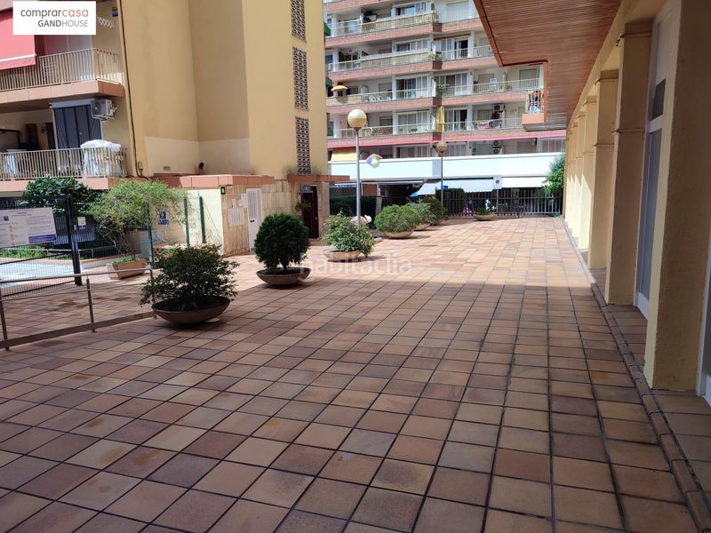 Foto 2a8c80ff-5f64-4a84-a3e0-2bc39f7193f6. Pis amb piscina a Fenals Lloret de Mar