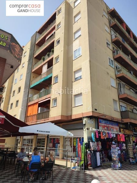 Foto ab29d0c6-d23b-41b1-a116-9a7487e72fe2. Pis amb piscina a Fenals Lloret de Mar