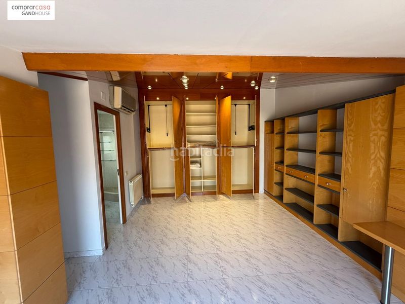 Foto 4232043d-b6f1-493f-8554-c85d9a8fe221. Tríplex amb calefacció a Centre Pineda de Mar