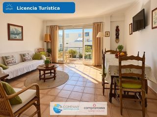 Piccolo appartamento in Avenida albeniz isaac 2. Apartamento con parking y licencia turística a 250 m de la playa