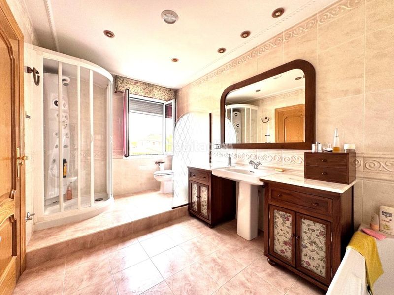 Foto 1a23f0e3-582b-405e-8384-ba1a1788ebda. Casa a Centro Valladolid