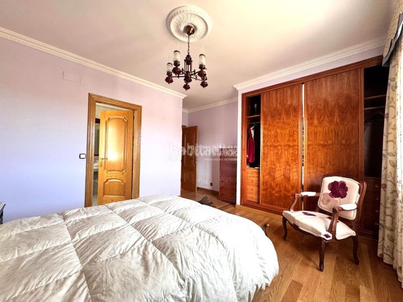 Foto 891c9a8f-cad6-4e8c-b37a-ee02e3e4b1a4. Casa a Centro Valladolid