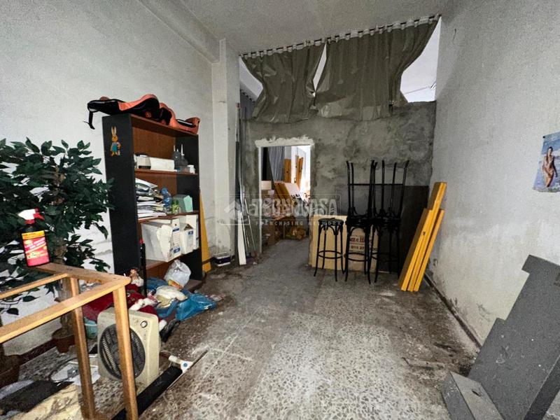 Foto c31de250-8bf4-4a44-a4bc-cad8d1224e15. Local commercial dans Rondilla Valladolid