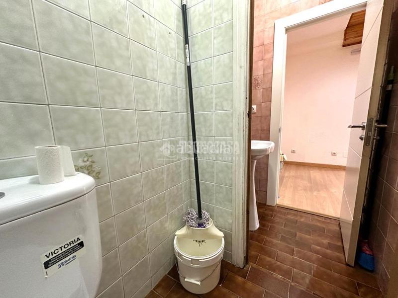 Foto 4fec3517-5db6-480e-baab-c3193eddacb9. Local comercial  en venta en Hospital Valladolid