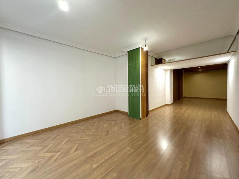 Foto 96fec793-6e7c-4816-8980-81dcd8ac6d99. Local comercial  en venta en Hospital Valladolid