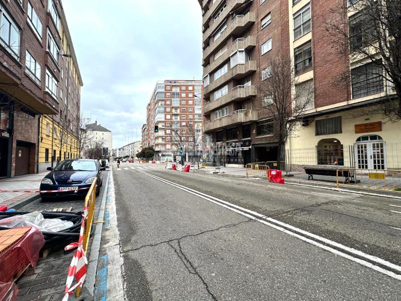 Foto e3da292c-ebb2-4da3-9c80-e542f0d51152. Local comercial  en venta en Hospital Valladolid