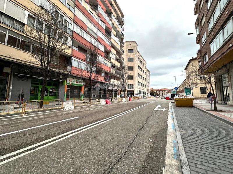 Foto f8362aae-3b1c-4103-8c4f-857ed7aeead7. Local comercial  en venta en Hospital Valladolid