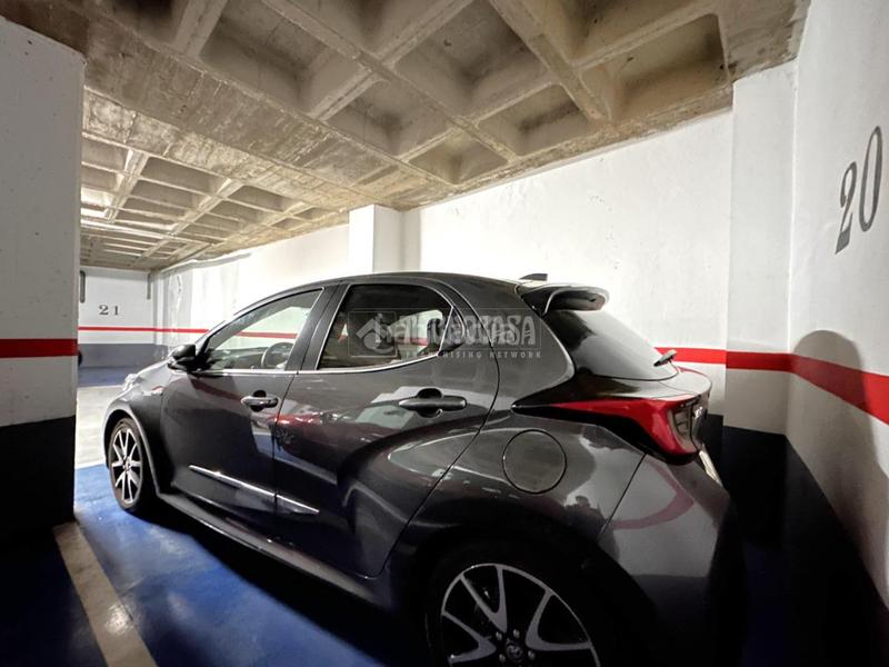 Foto 7006bd33-edc4-413c-850c-44e7bcb636c5. Posto auto in Centro Valladolid